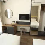 Moja Hotel 3*